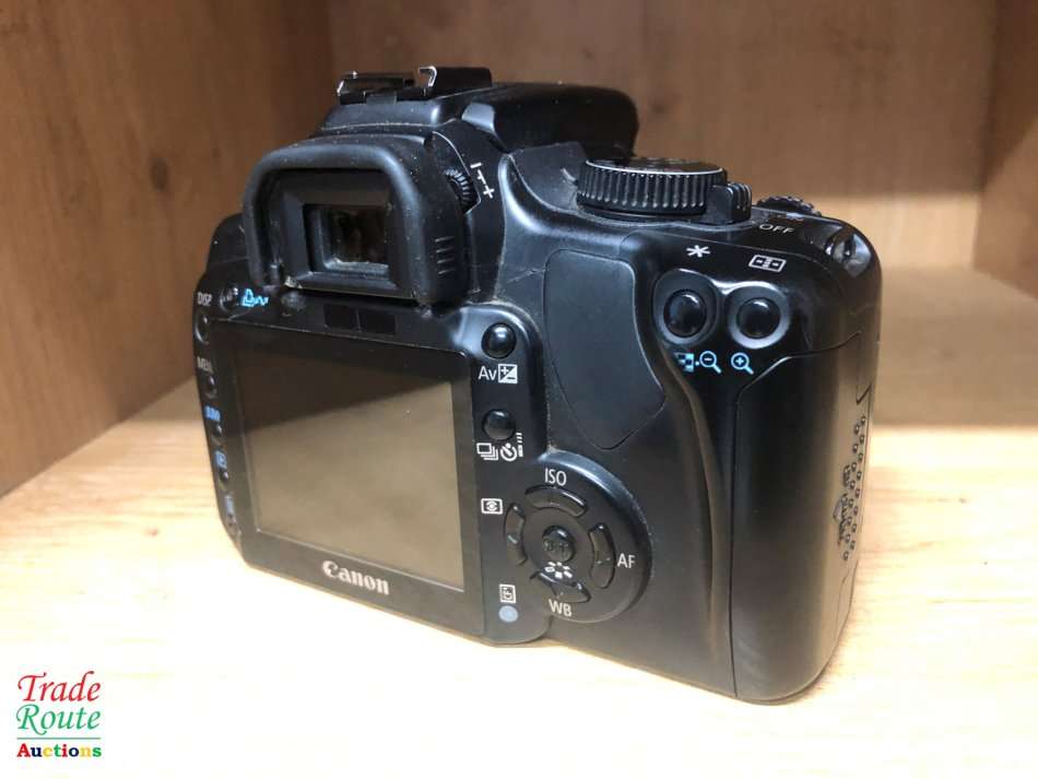 Canon EOS 400D DigitalSLR camera 10.1 Megapixels BODY ONLY