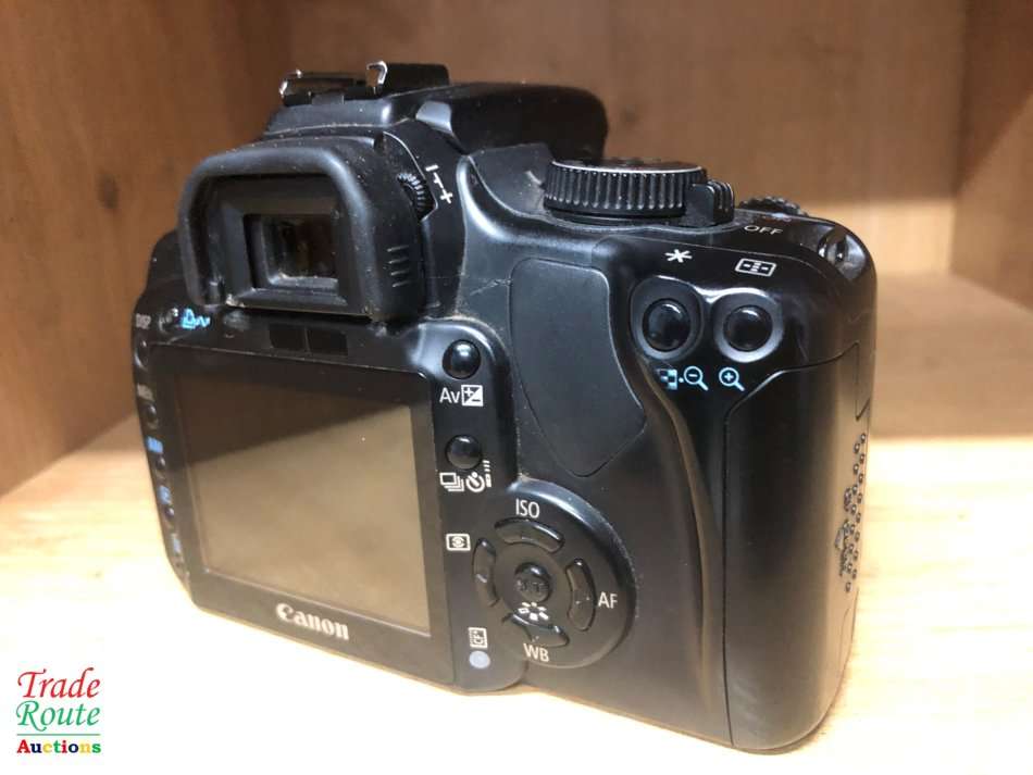 Canon EOS 400D DigitalSLR camera 10.1 Megapixels BODY ONLY