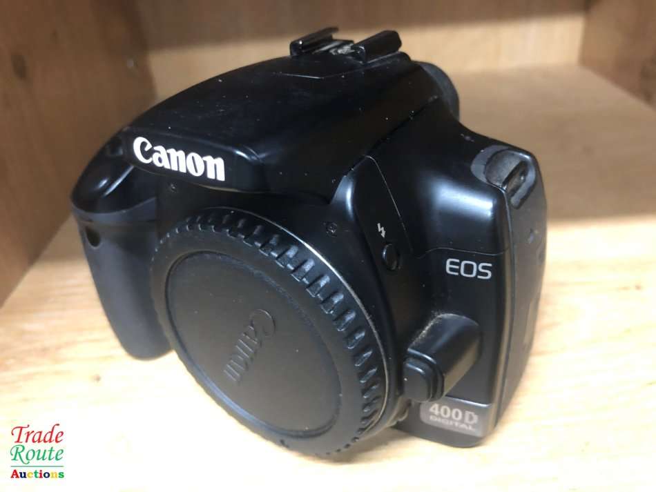 Canon EOS 400D DigitalSLR camera 10.1 Megapixels BODY ONLY