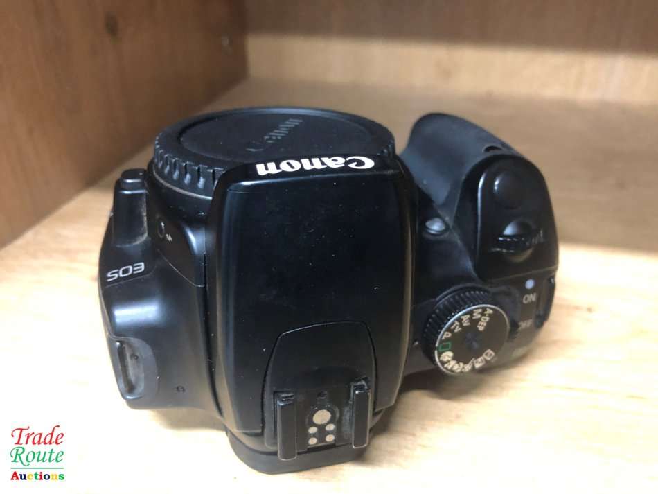 Canon EOS 400D DigitalSLR camera 10.1 Megapixels BODY ONLY