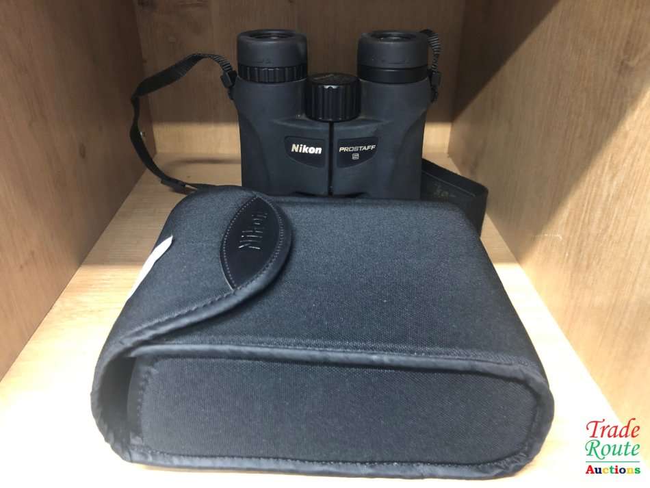 NIKON PROSTAFF 5 P511 10X42 Binoculars [waterproof] + Pouch