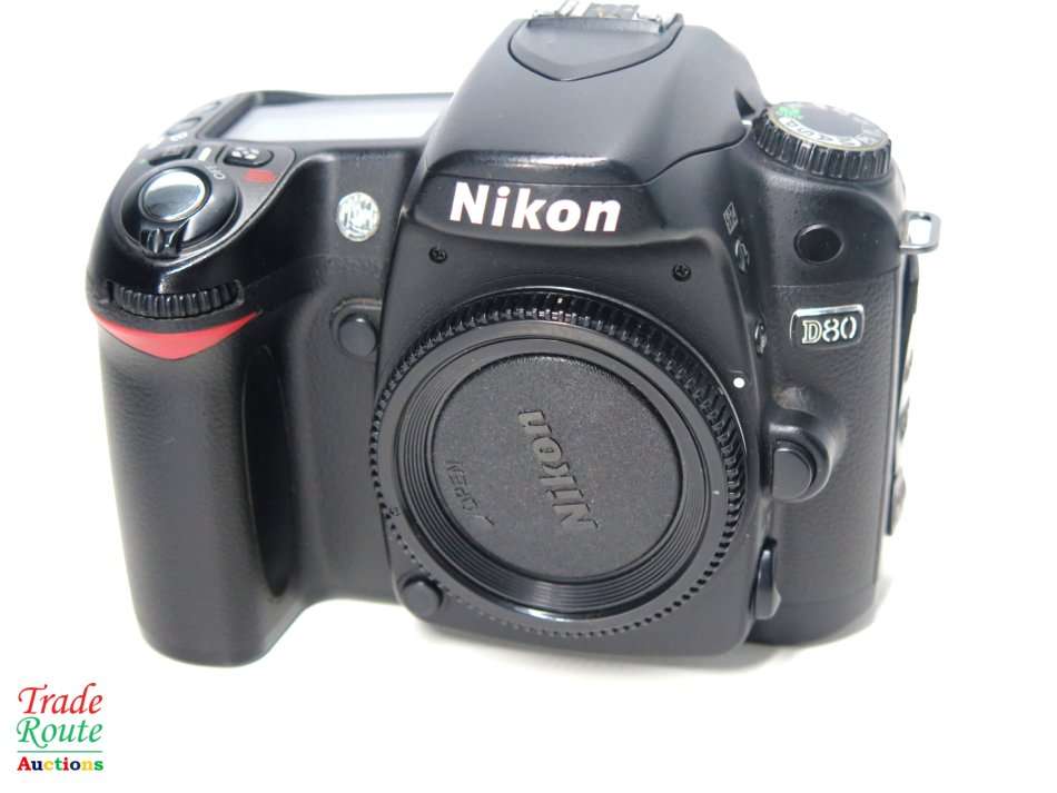 NIKON D80 Digital SLR CAMERA 10.2MP BODY ONLY