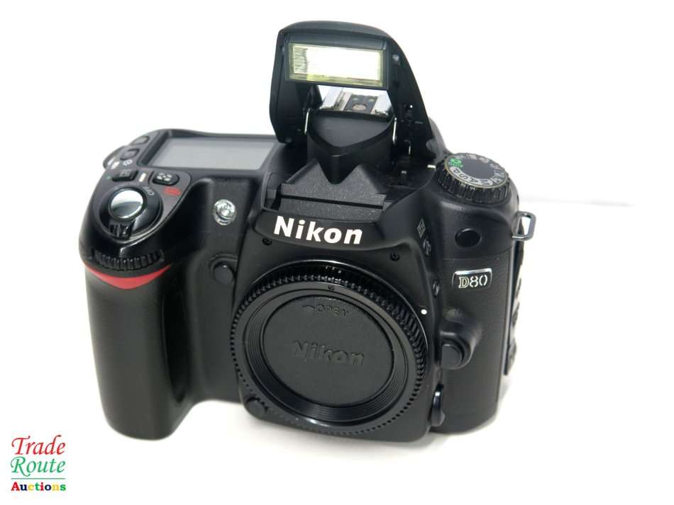 NIKON D80 Digital SLR CAMERA 10.2MP BODY ONLY