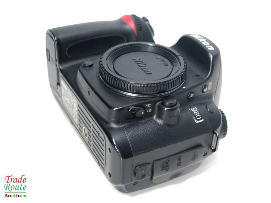NIKON D80 Digital SLR CAMERA 10.2MP BODY ONLY