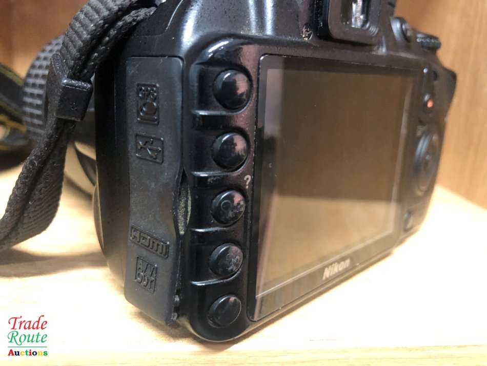 NIKON D3100 DSLR CAMERA 14.2 megapixels with Nikon 18-55mm PROFESSIONAL DSLR LENS KIT