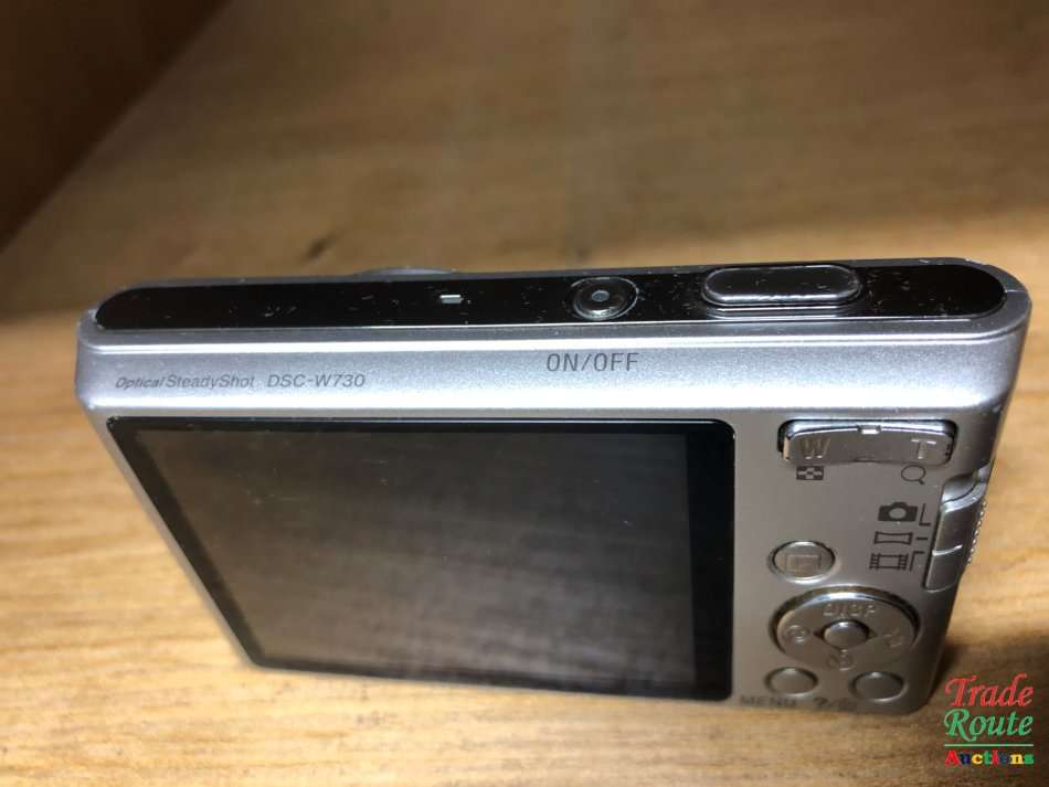 Sony DSC-W730 16.1 MP Digital Camera with 2.7-Inch LCD (Silver) - PLZ READ