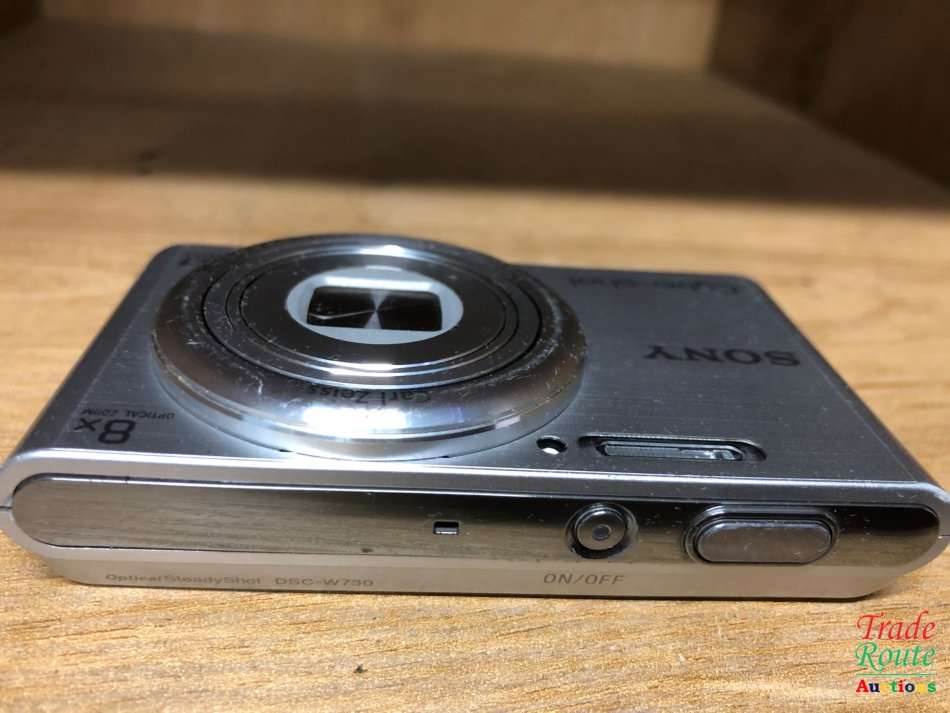 Sony DSC-W730 16.1 MP Digital Camera with 2.7-Inch LCD (Silver) - PLZ READ