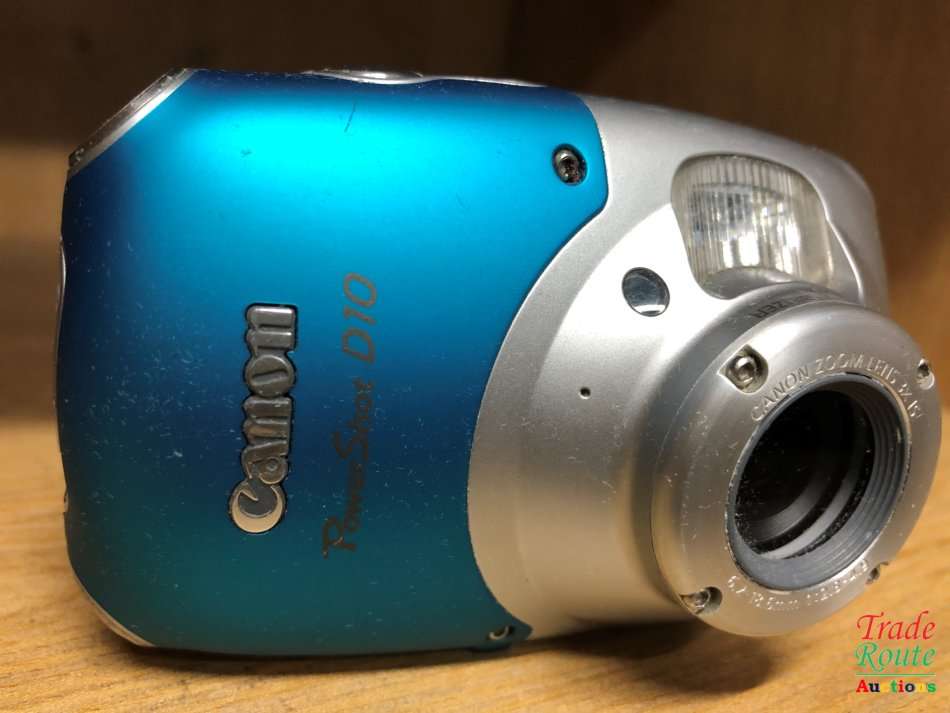 Canon PowerShot D10 12.1 MP Waterproof Digital Camera with 3x Optical Image Stabilized Zoom