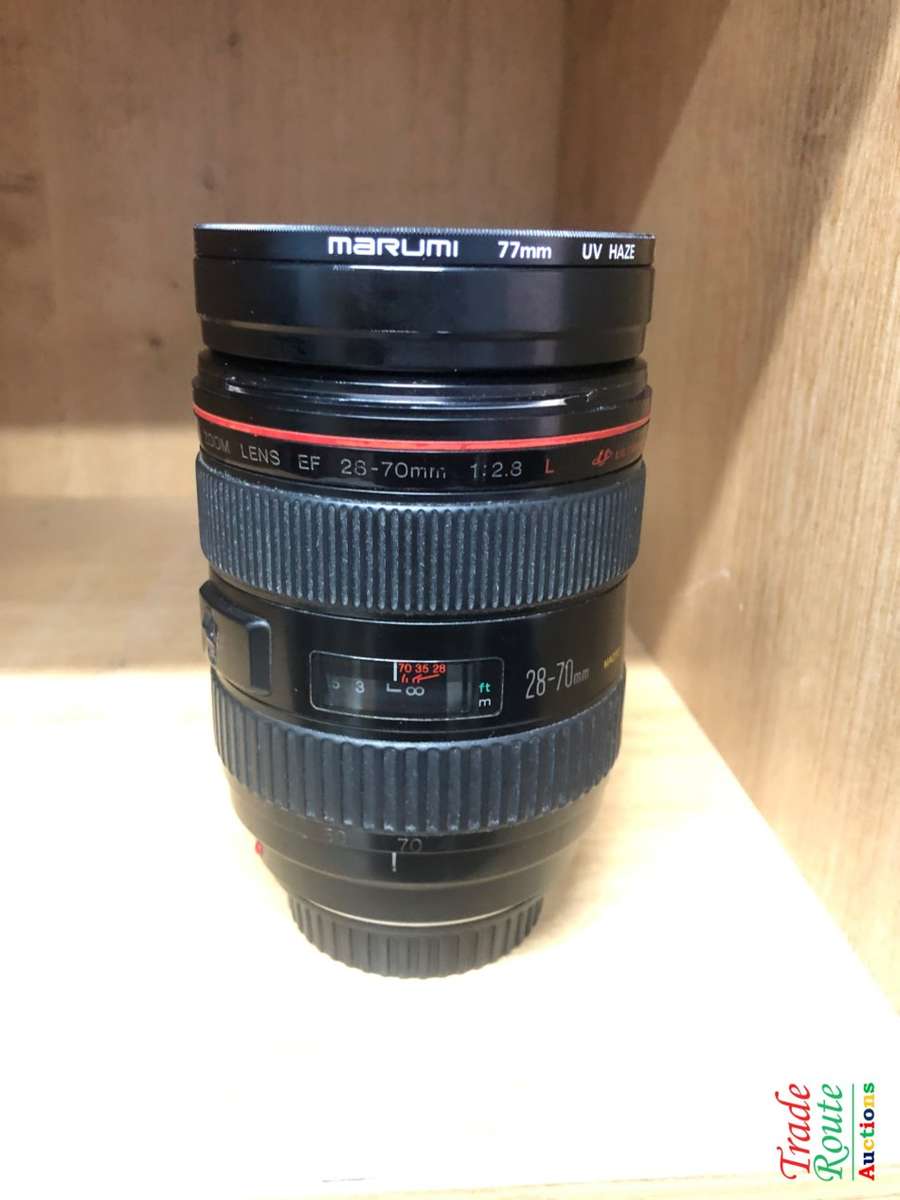 Canon EF 28-70mm f/2.8 L USM Zoom Lens for Canon FULL FRAME DSLR Cameras