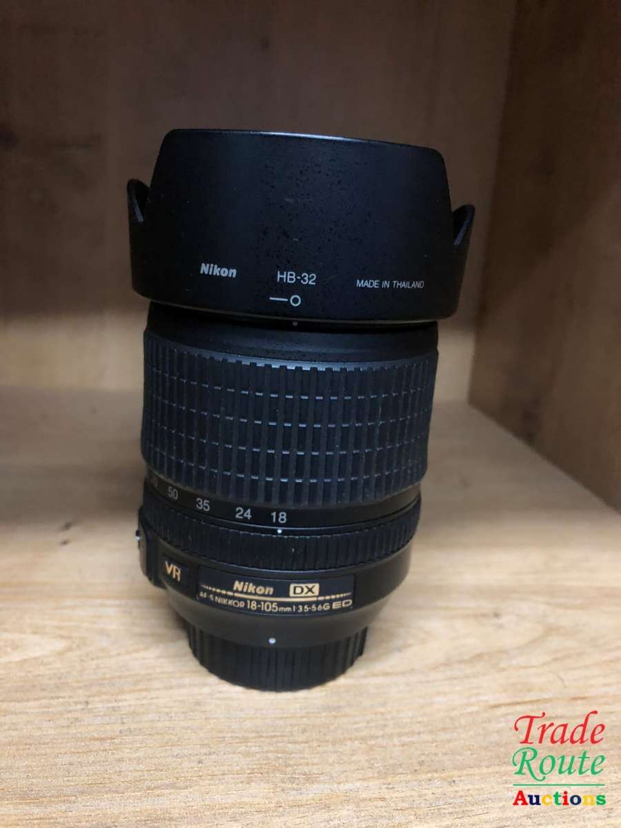 Nikon DX AF-S DX Nikkor 18-105mm VR f/3.5-5.6 Lens for Nikon Digital SLR Cameras