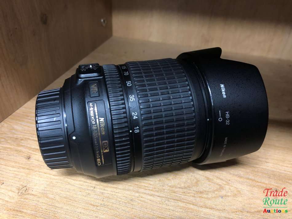 Nikon DX AF-S DX Nikkor 18-105mm VR f/3.5-5.6 Lens for Nikon Digital SLR Cameras