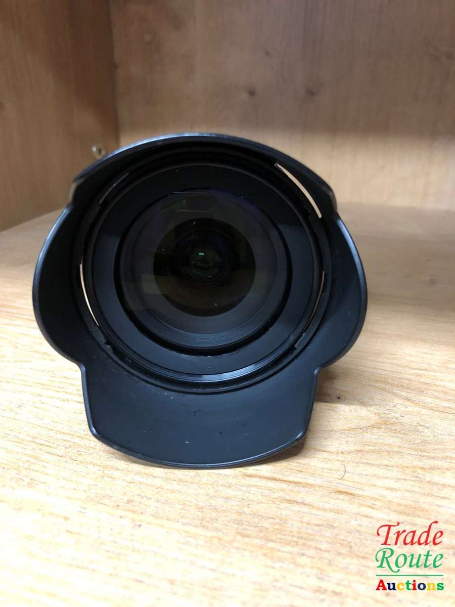 Nikon DX AF-S DX Nikkor 18-105mm VR f/3.5-5.6 Lens for Nikon Digital SLR Cameras