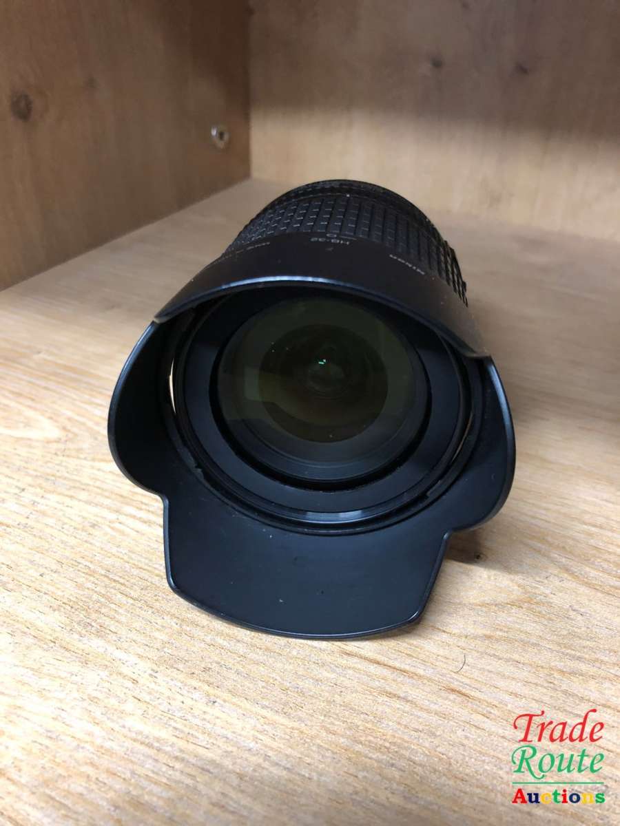 Nikon DX AF-S DX Nikkor 18-105mm VR f/3.5-5.6 Lens for Nikon Digital SLR Cameras