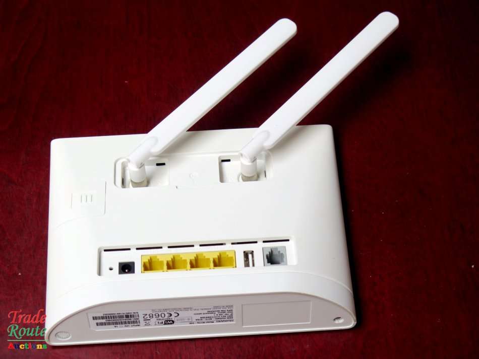 HUAWEI B315S 4G LTE Wifi Modem Wireless Router (uses SIM card)