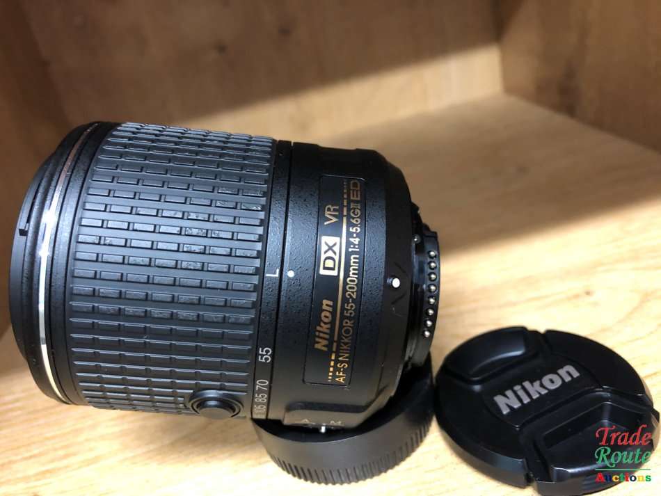 Nikon AF-S DX NIKKOR 55-200mm VR II LENS For Nikon DSLR Cameras