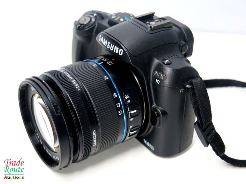 Samsung NX10 Digital System Camera Kit - Black (14.6MP, incl 18-55 OIS Lens)