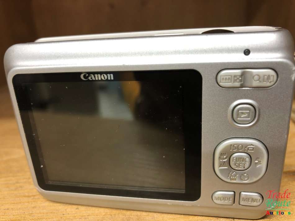 Canon PowerShot A480 10 MP Digital Camera with 3.3x Optical Zoom and 2.5-inch LCD (Silver)