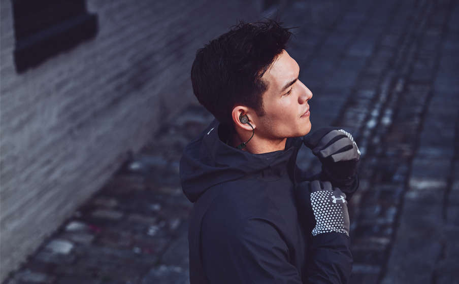 BRAND NEW JBL Under Armour Sport Wireless React Bluetooth/Waterproof IPX7  In-Ear Headphones (Black)