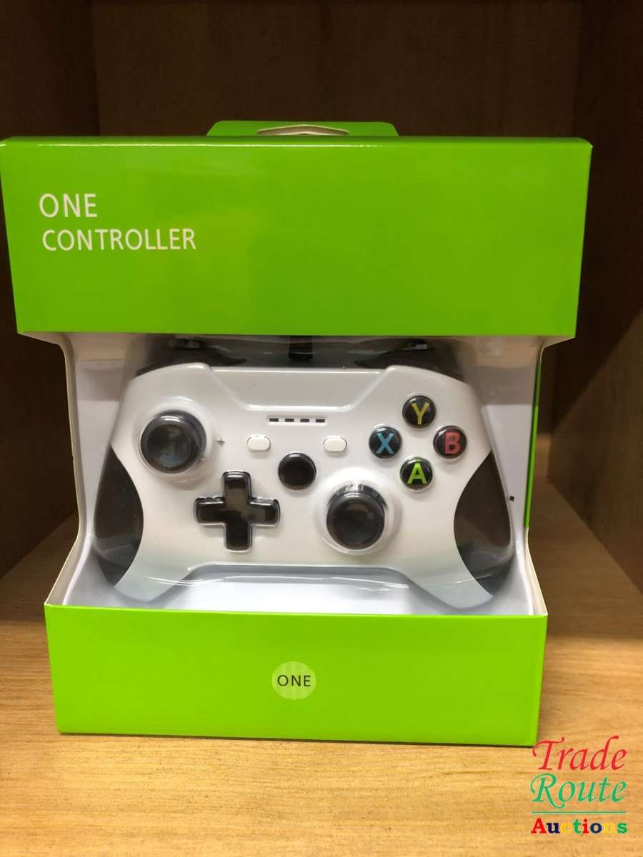 XBOX ONE Wired Controller [white]