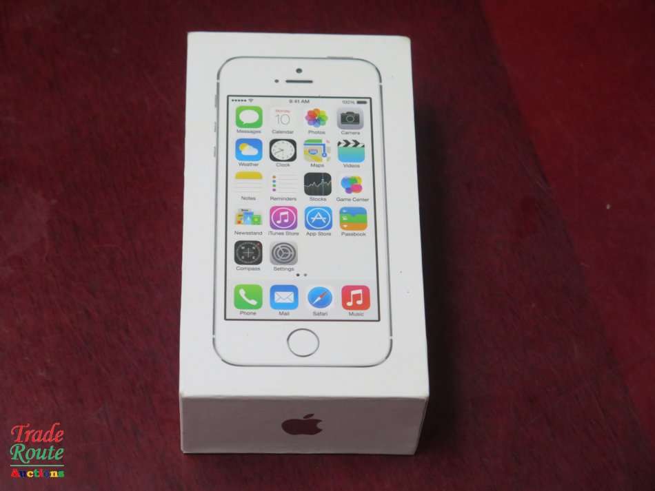 Apple Iphone 5S SmartPhone | 64GB | A1530 | MF359SO/A *** APPLE IPHONE5s ***