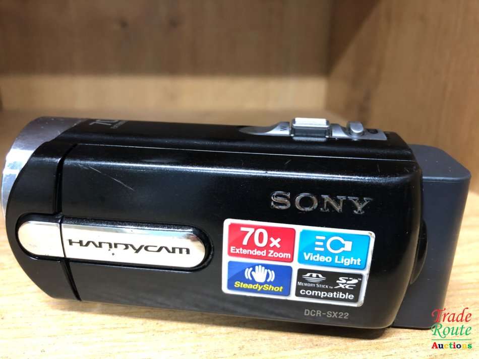 Sony DCR-SX22 Digital Video Recorder Handycam Camcorder - 70X ZOOM