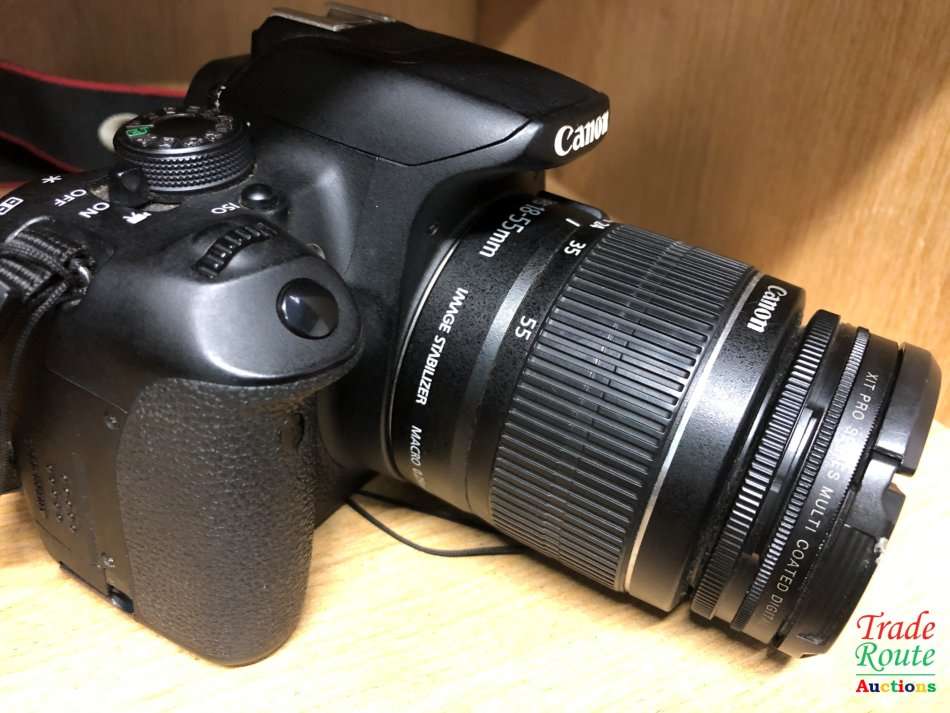 Canon EOS Rebel T5i DSLR Camera with 18-55mm Lens (CANON 700D EQUIVALENT)