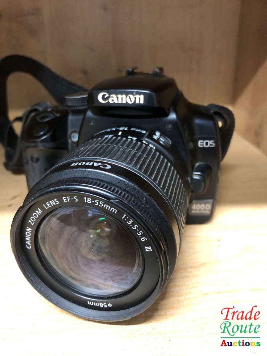 Canon EOS 400D DigitalSLR camera 10.1 Megapixels + Canon EFS 18-55mm Lens