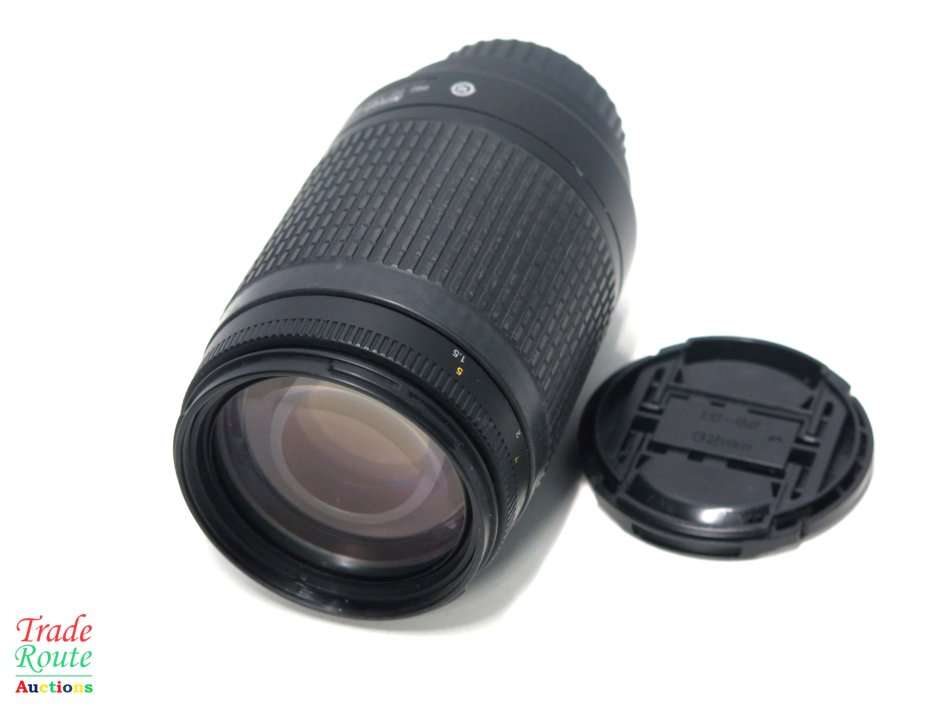 Nikon AF Nikkor 70-300mm f/4-5.6 G Telephoto Zoom lens for Nikon DSLR Cameras