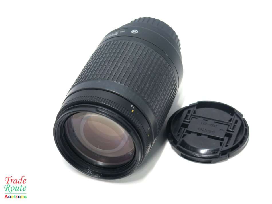 Nikon AF Nikkor 70-300mm f/4-5.6 G Telephoto Zoom lens for Nikon DSLR Cameras