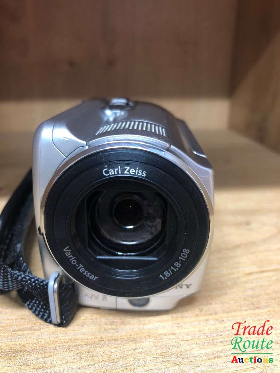 Sony DCR-SR68 80GB Handycam Camcorder (Silver)