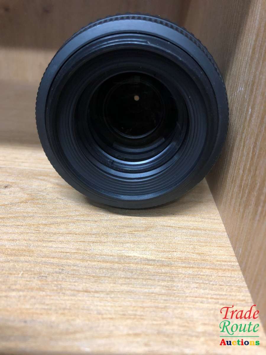 Nikon 55-200mm VR [ VIBRATION REDUCTION ] LENS