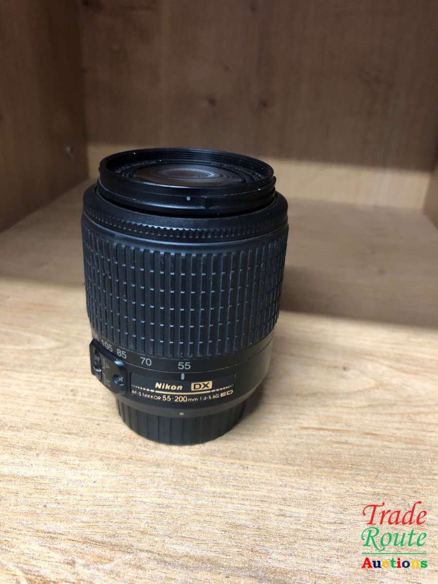 Nikon 55-200mm DX Lens for NIKON DSLR Cameras