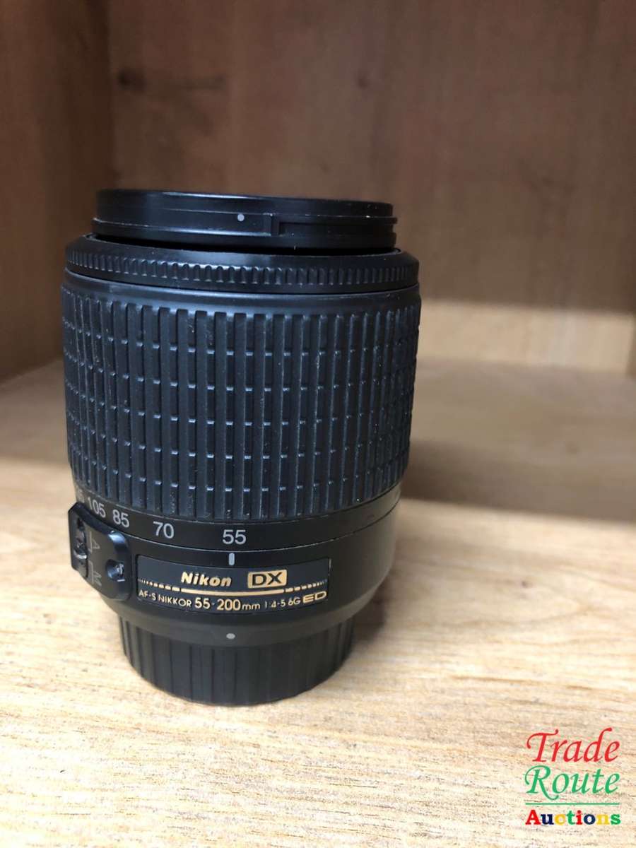 Nikon 55-200mm DX Lens for NIKON DSLR Cameras