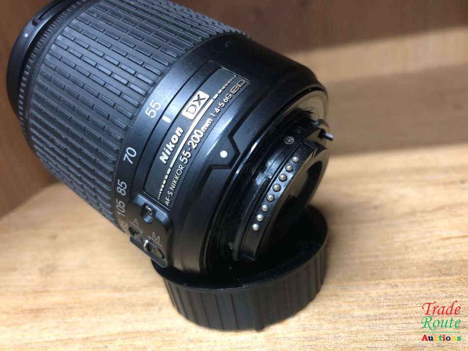 Nikon 55-200mm DX Lens for NIKON DSLR Cameras