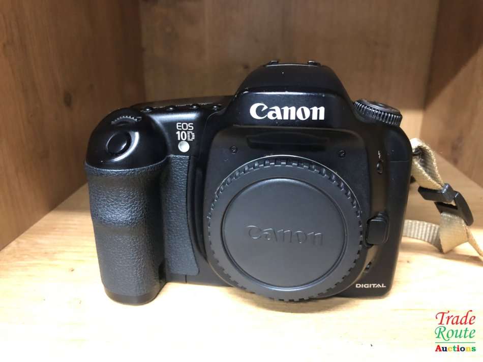 Canon EOS 10D 6.3MP Digital SLR Camera - Black (Body Only)