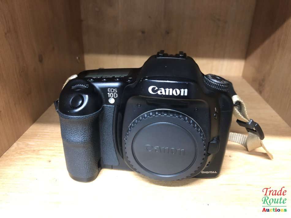 Canon EOS 10D 6.3MP Digital SLR Camera - Black (Body Only)
