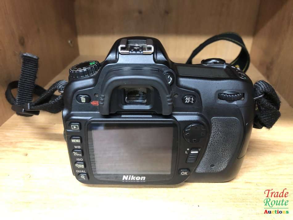 NIKON D80 Digital SLR CAMERA 10.2MP BODY ONLY
