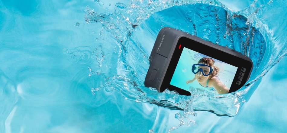GoPro HERO7 White - Waterproof Digital Action Camera with Touch Screen 1440p HD Video 10MP Photos