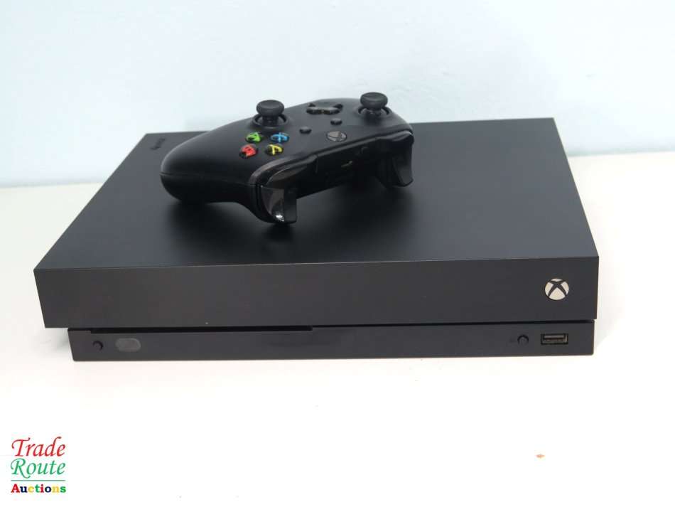 Microsoft Xbox One X 1TB Console (BLACK) Model 1787 + 1 Controller
