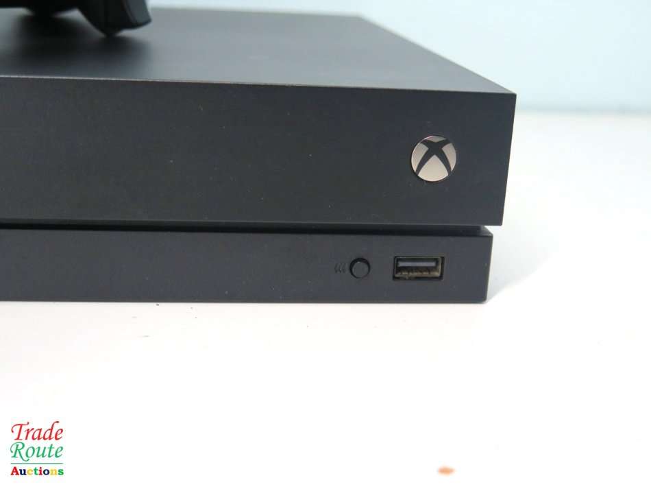 Microsoft Xbox One X 1TB Console (BLACK) Model 1787 + 1 Controller