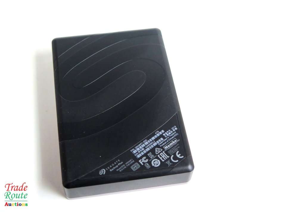 Seagate Backup Plus 4TB Portable Drive - SILVER 4000 GB