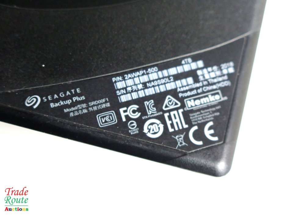 Seagate Backup Plus 4TB Portable Drive - SILVER 4000 GB