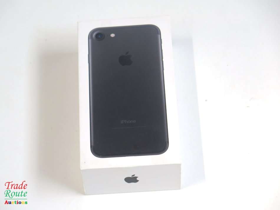 IPHONE 7 | BLACK | A1778 | MN8X2AA/A   *** APPLE IPHONE7 ***