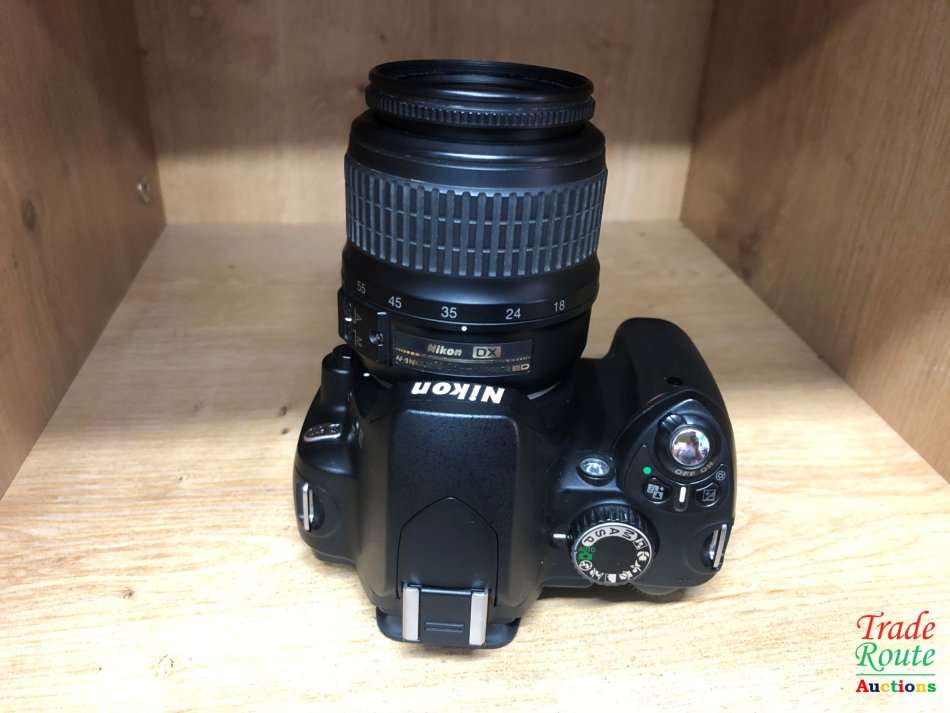 NIKON D60 18-55 II KIT - 10.2 Megapixel Digital SLR Camera BUNDLE