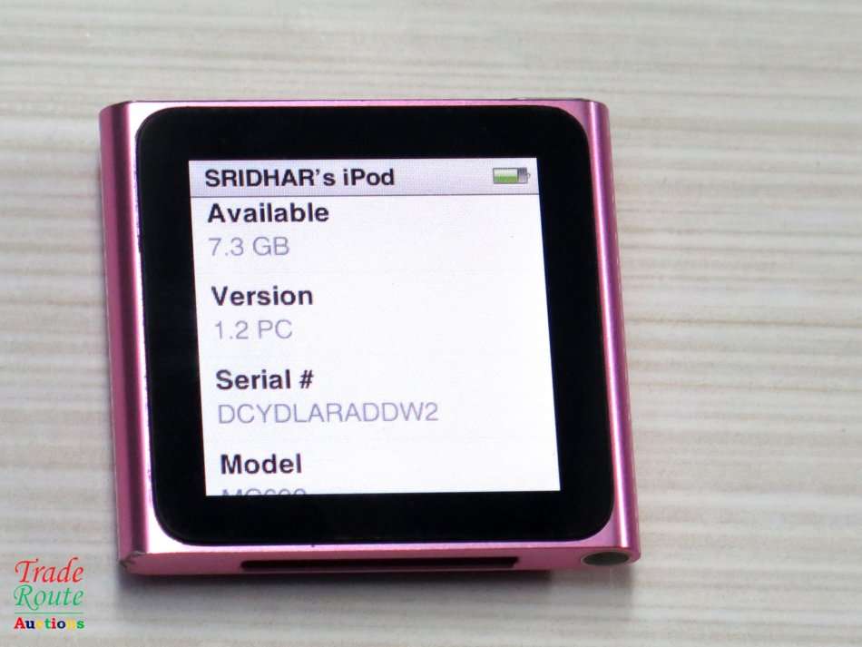 Apple iPod nano 6th Generation (8GB) (PINK) MC692