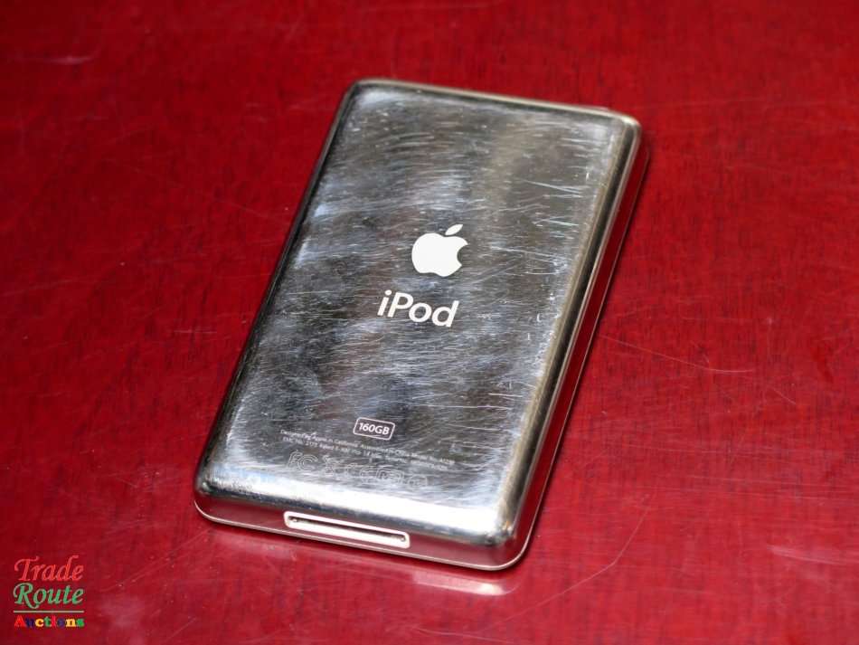 Apple IPod Classic 160GB [ MC293 ] [A1238] [7th Generation] ** IPOD 160GB SILVER 2.5" LCD Screen