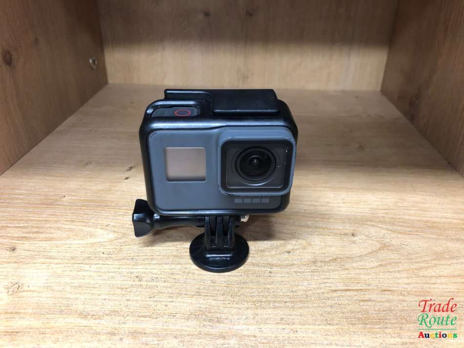GoPro HERO5 Black 4K Action Camera with USB CABLE