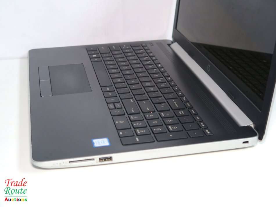 HP 15.6" HD Notebook  15-DA0XXX | CORE i5 8250U @ 1.6GHZ 8th Gen | 4GB RAM | 256GB SSD