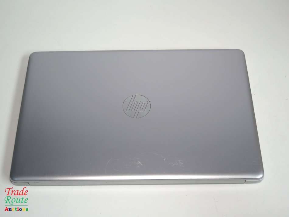 HP 15.6" HD Notebook  15-DA0XXX | CORE i5 8250U @ 1.6GHZ 8th Gen | 4GB RAM | 256GB SSD