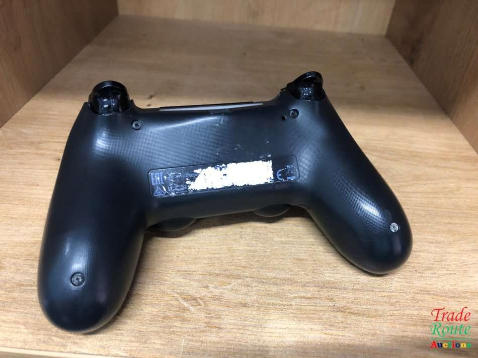 BLACK - SONY PS4 DUALSHOCK 4 Wireless Controller - for the PlayStation 4